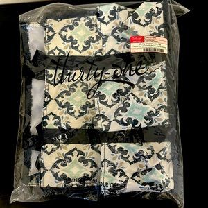 BRAND NEW Thirty One Zip Top Organizing Utility Tote ~ Fab Flourish.